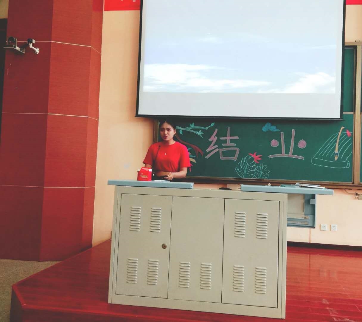 毕业3.jpg 毕业3.jpg