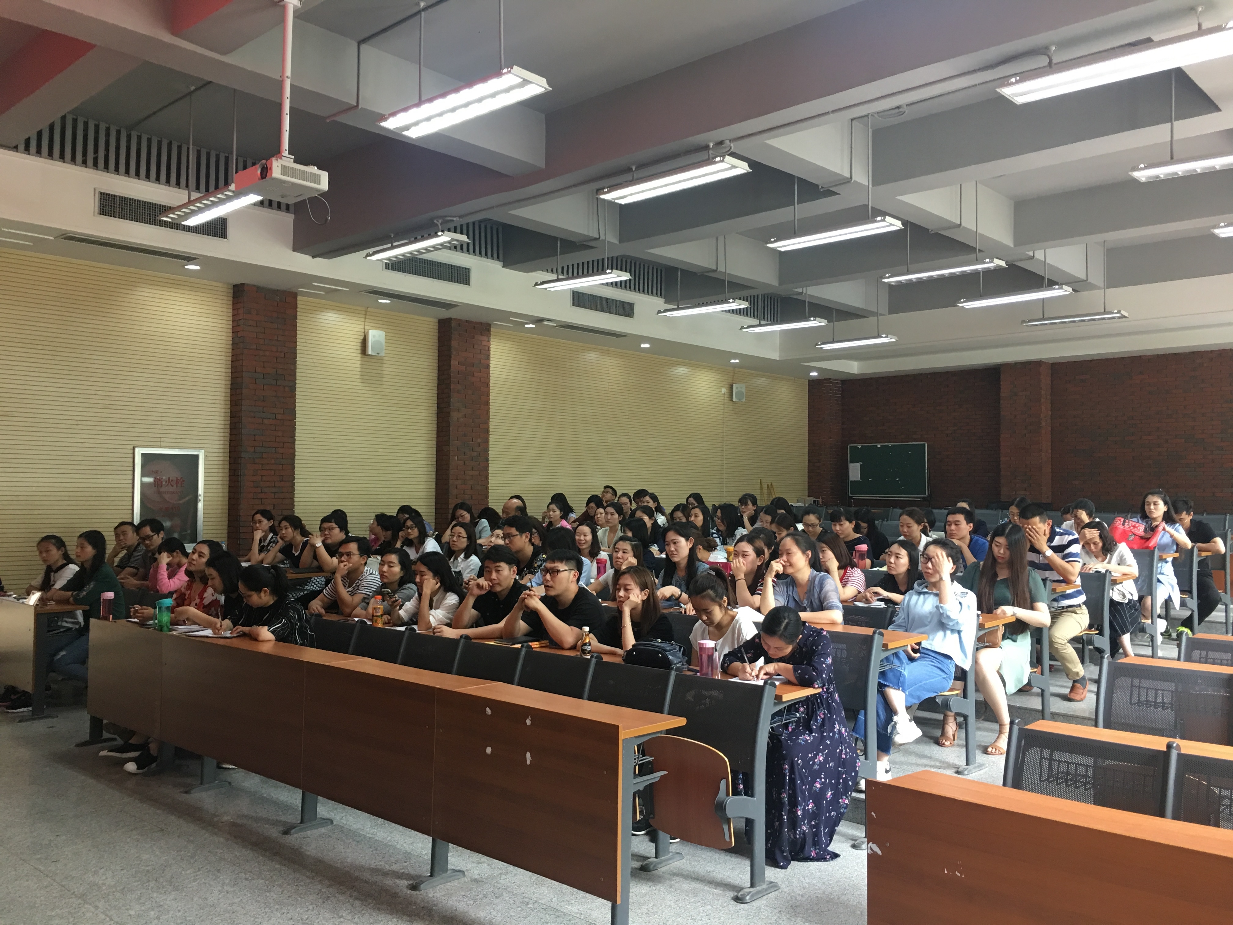 微信图片_20180529162246.jpg 微信图片_20180529162246.jpg