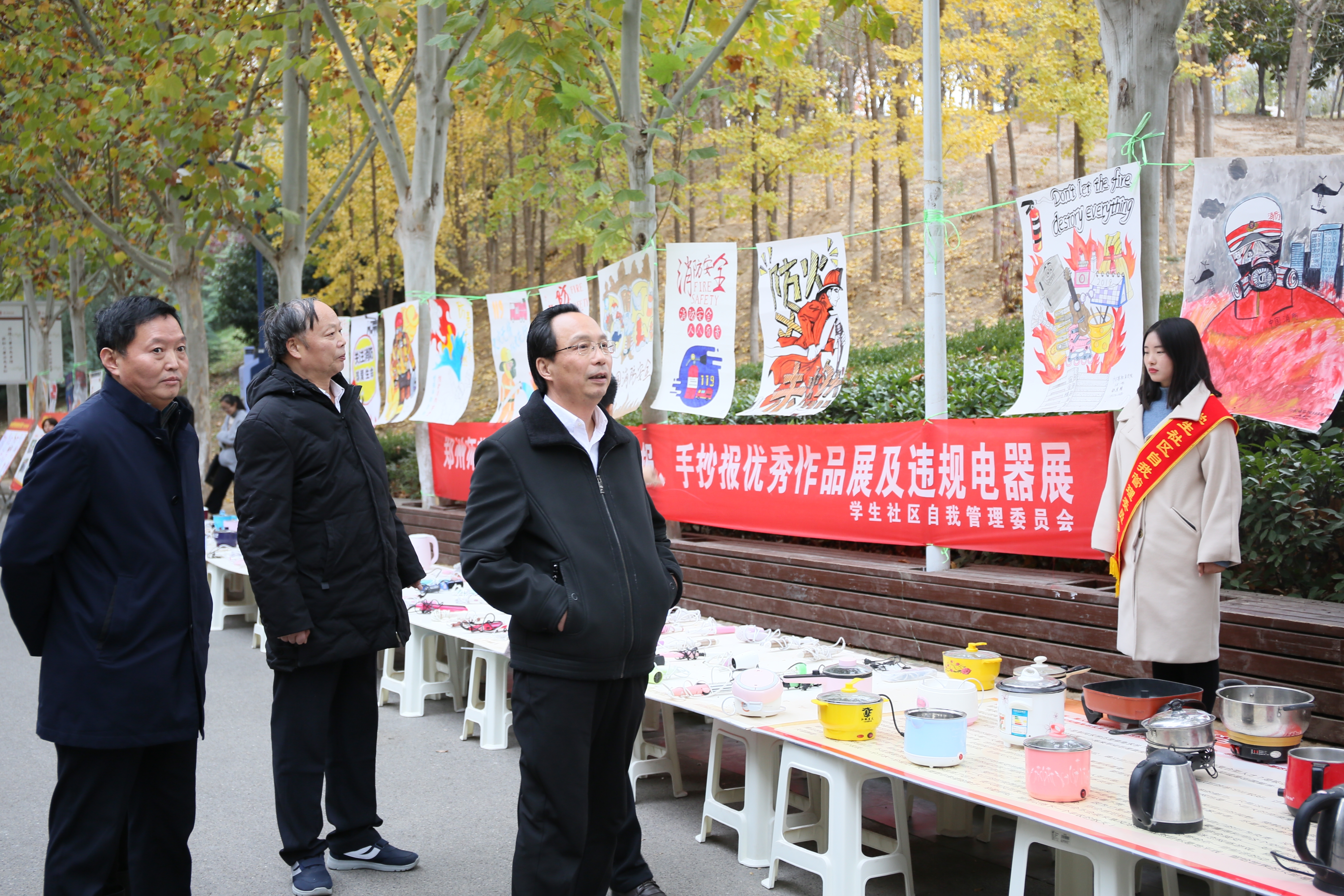 照片3.jpg 照片3.jpg