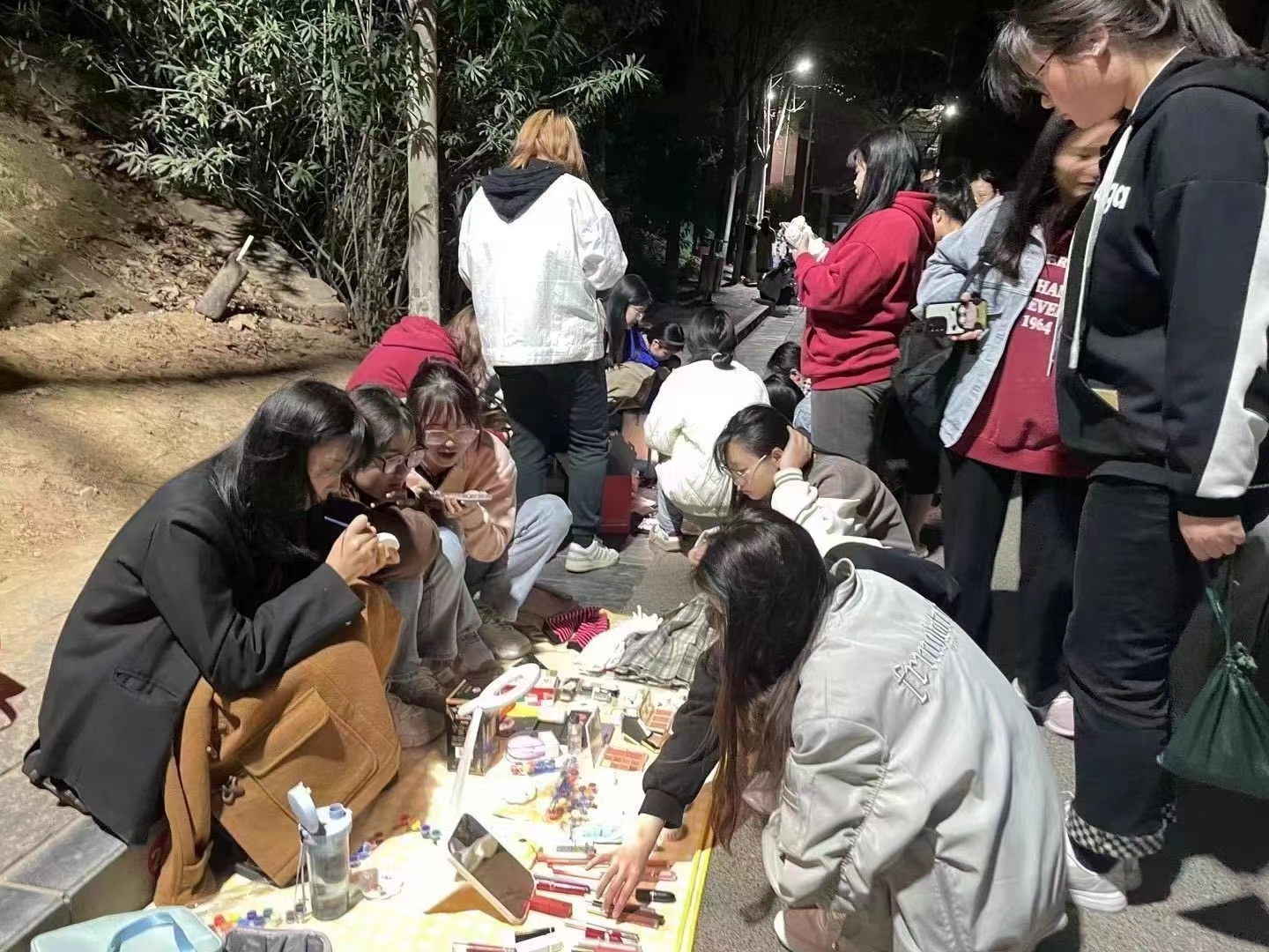 微信图片_20230403155318.jpg 微信图片_20230403155318.jpg