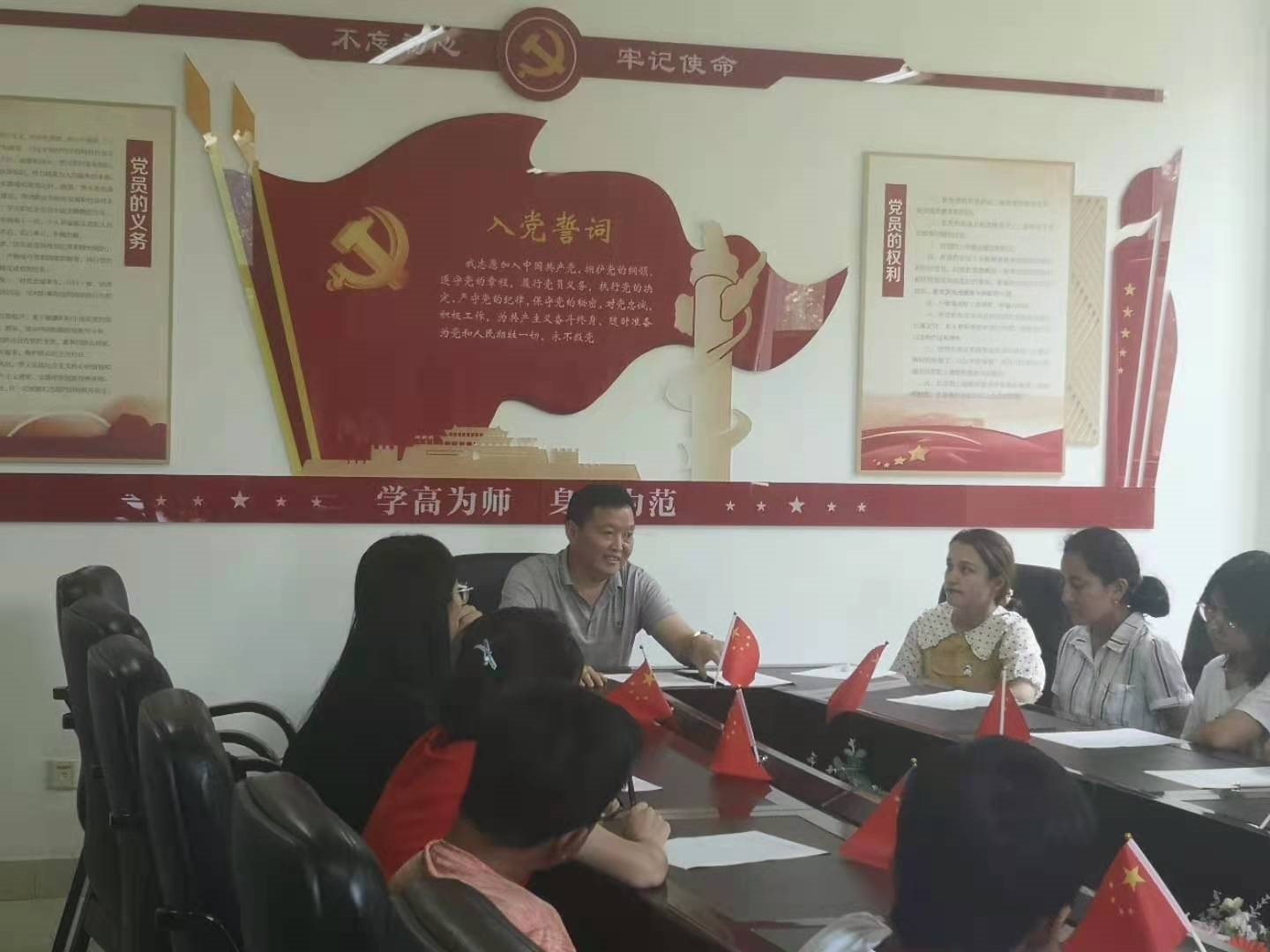 2.jpg 2.jpg