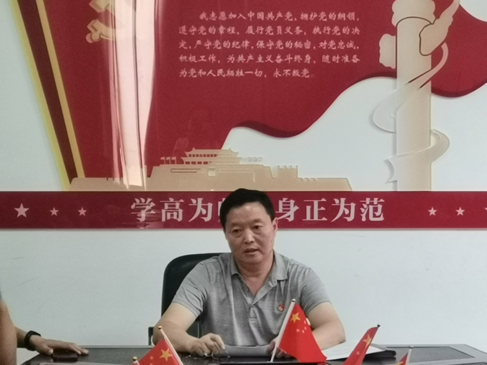 1 (2).jpg 1 (2).jpg